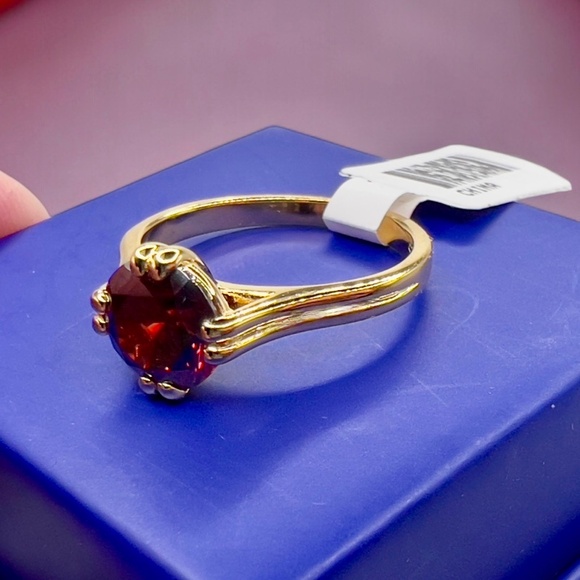 NEW! Red Garnet Ring 3.31 Carats Size 8 Gold over Sterling - Picture 8 of 12